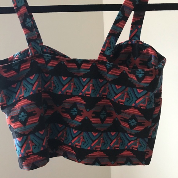 Forever 21 print crop top - Picture 2 of 4